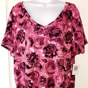 NWT Torrid Rose Floral Girlfriend Signature Jersey V-Neck Tee Size 5